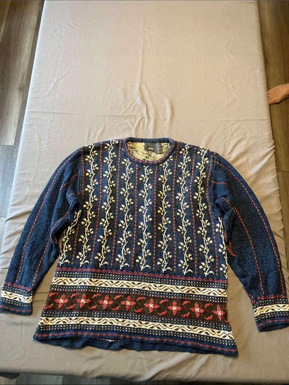 Navy Floral Stripe Crewneck Sweater - Women Size M